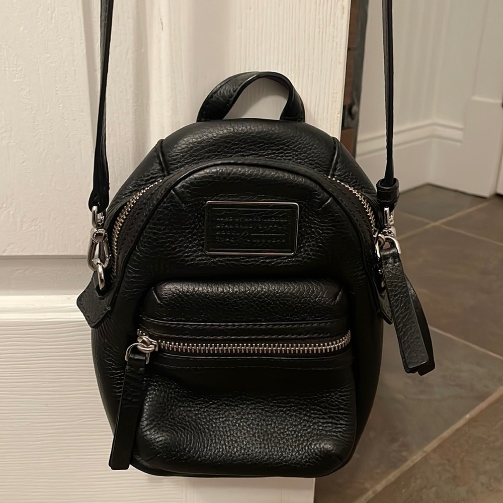 Marc By Marc Jacobs Black and Silver Crossbody Bag with Textured Finish